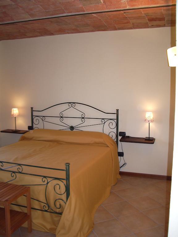 B&B Cascina Gaione Via Gallina,18B 12052 Neive Cn Rum bild